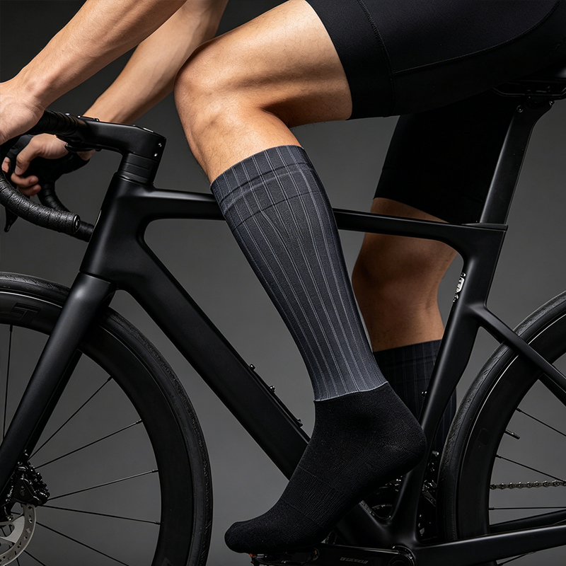Aero Sock Cycling Socks High S - огляд і ціна Sock Garter Men